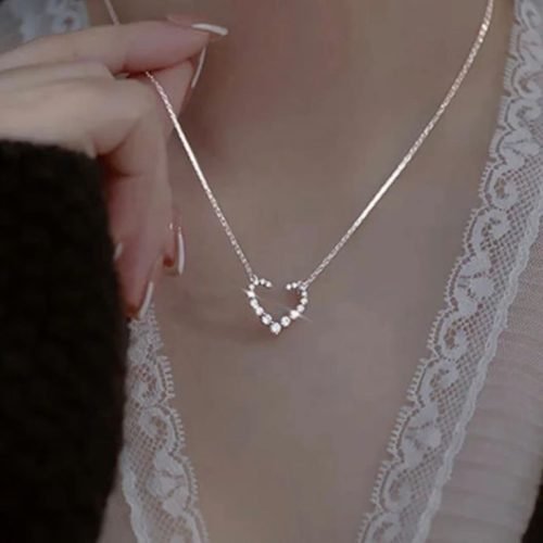 COLLAR MODELO CORAZON COLLAR MODELO CORAZON
